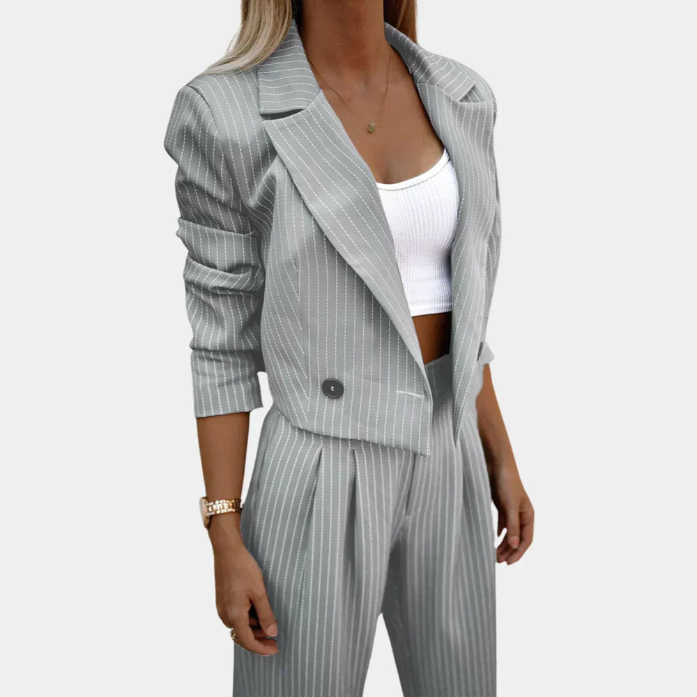 Classic 2-Piece Ladies Outfit - Easy Wear & Comfort