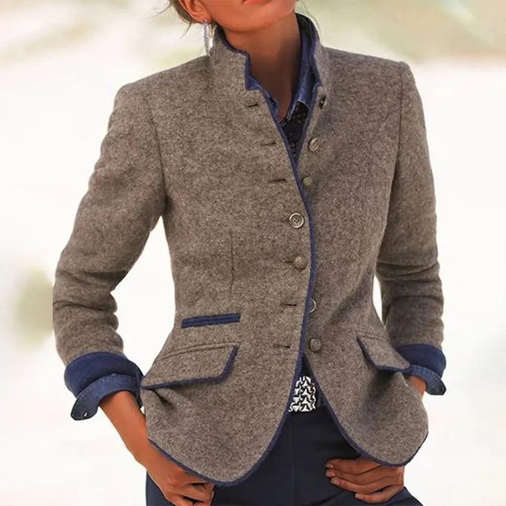Stylish Women's Jacket - Cozy and Classic Fit - Nocini