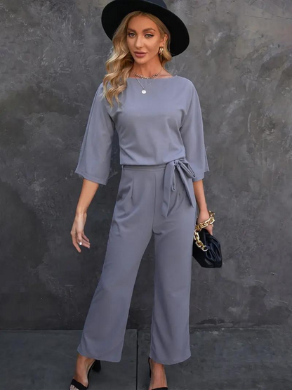 Comfortable Women's Jumpsuit with 3/4 Sleeves and Belt