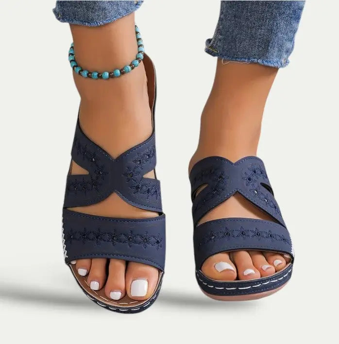 Relaxed Fit Women's Sandals - Soft & Comfortable Shoes - Nocini