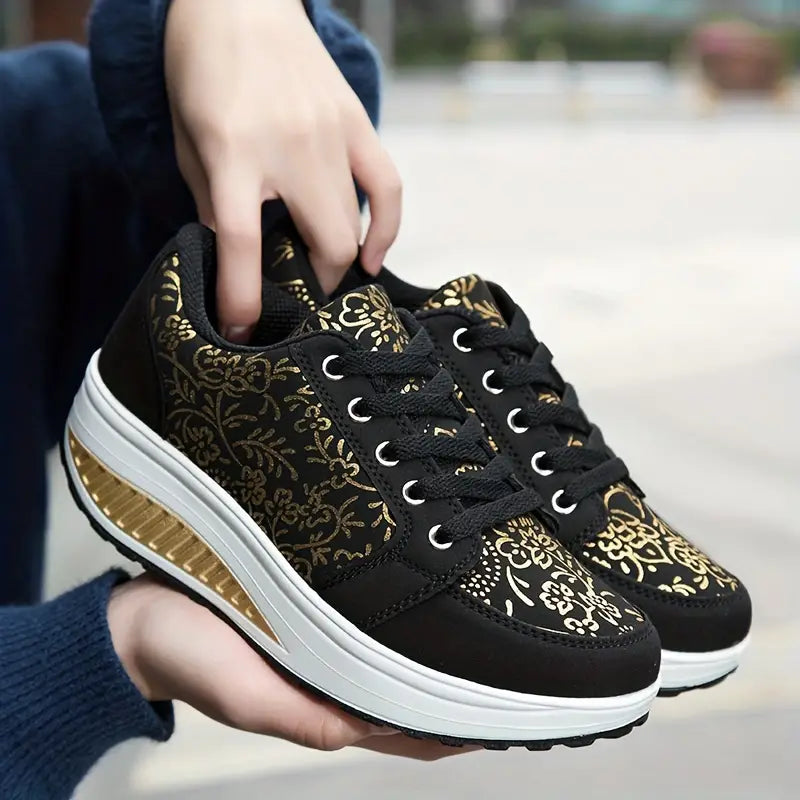Fashionable Women's Lace Up High Top Sneakers - Nocini