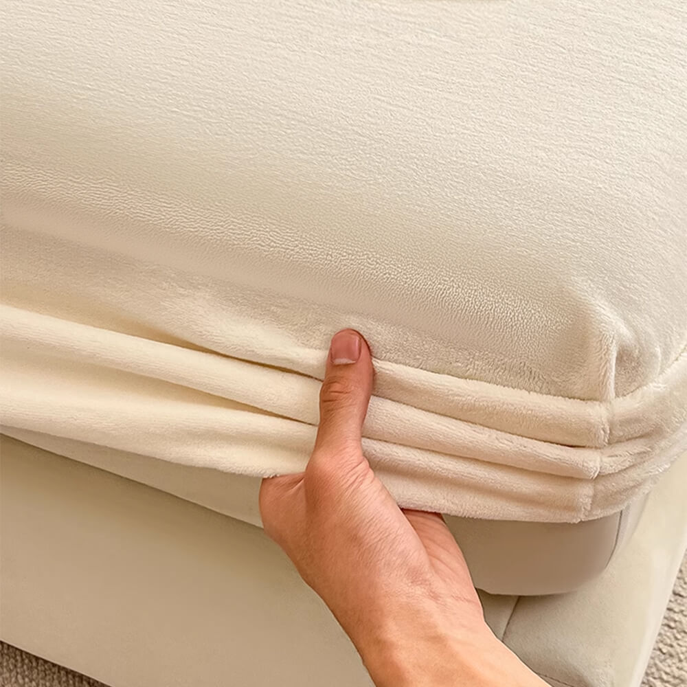 Contemporary Velvet Fitted Sheet With Plush Texture