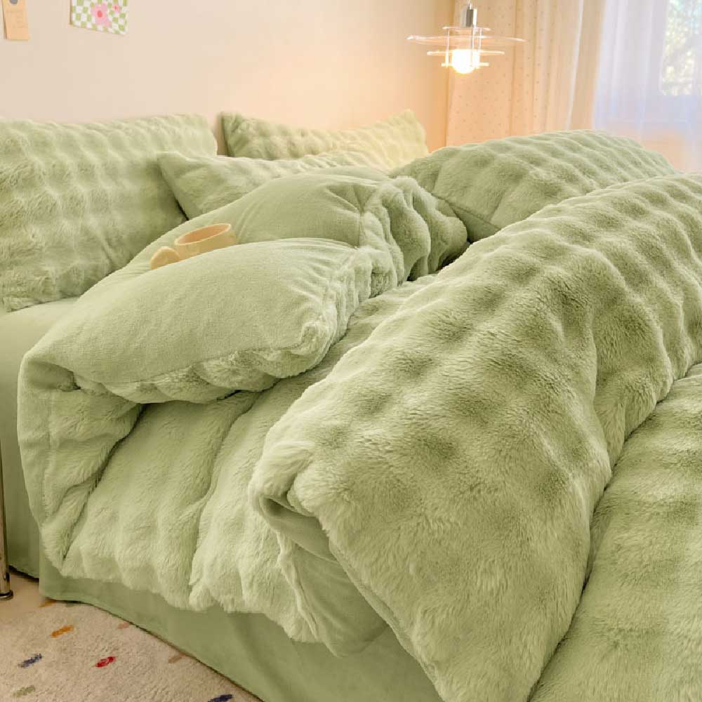 Faux Rabbit Fur Bed Sheet Set With Plush Texture