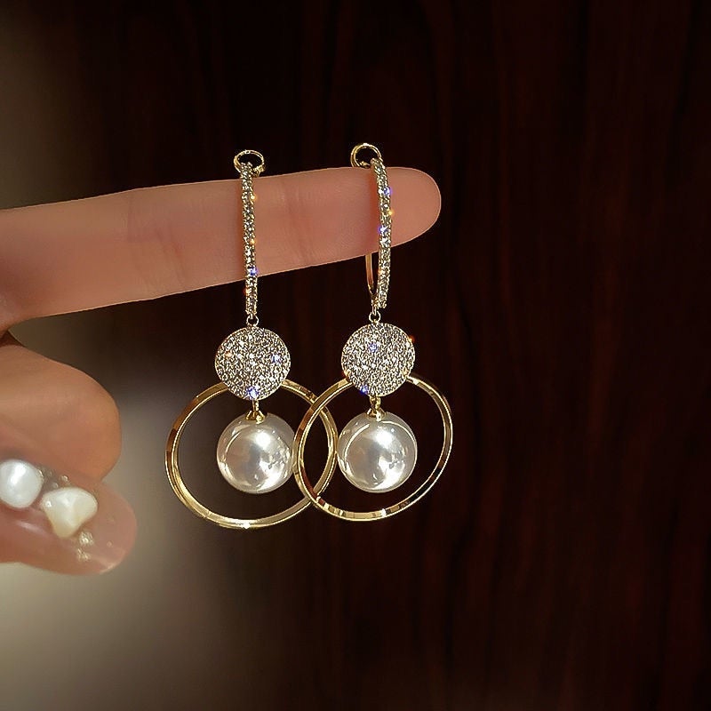 Luxurious Pearl and Crystal Drop Earrings - Nocini