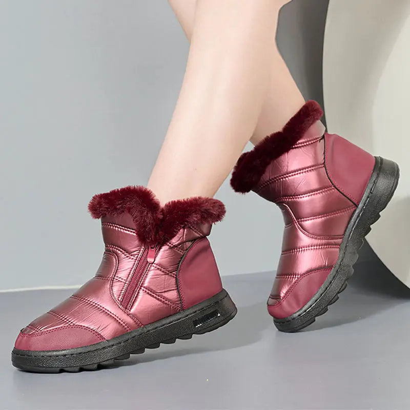 Cozy Women's Insulated Snow Boots - Warm and Fashionable