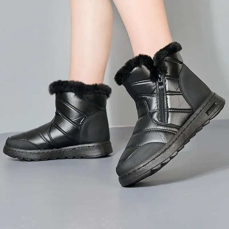 Cozy Women's Insulated Snow Boots - Warm and Fashionable - Nocini