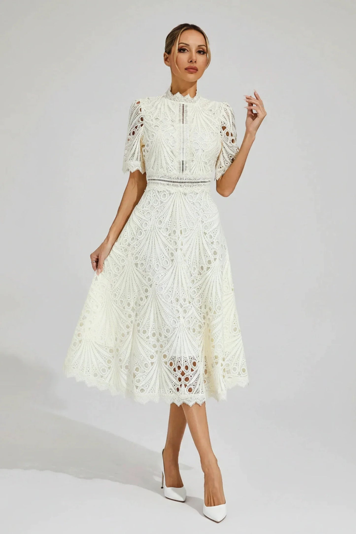 Flattering Crew Neck Midi Dress for Ladies