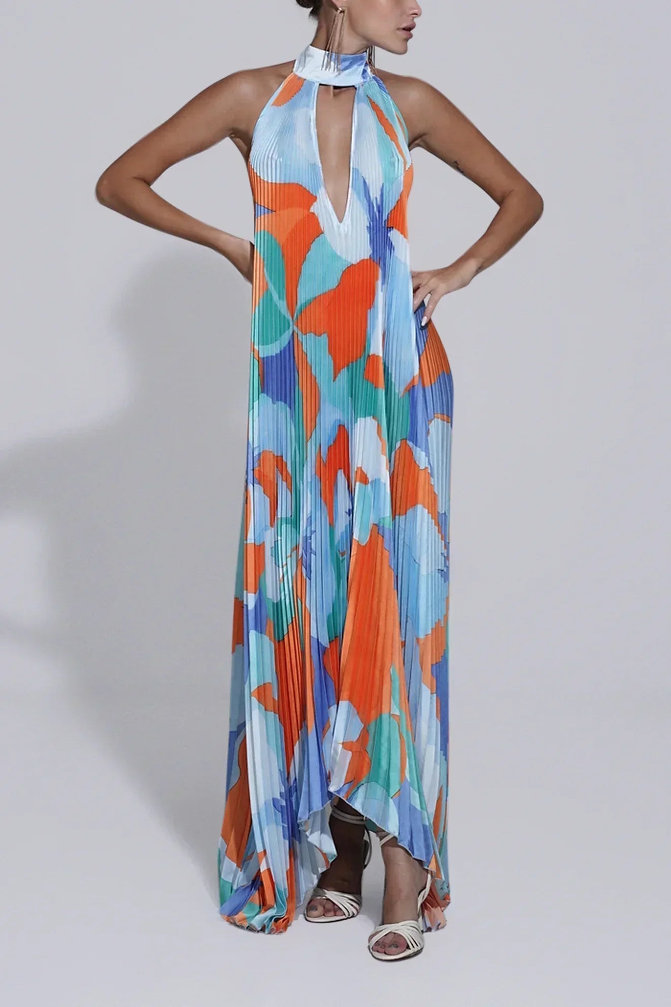 Elegant Halter Neck Floor Length Dress - Nocini
