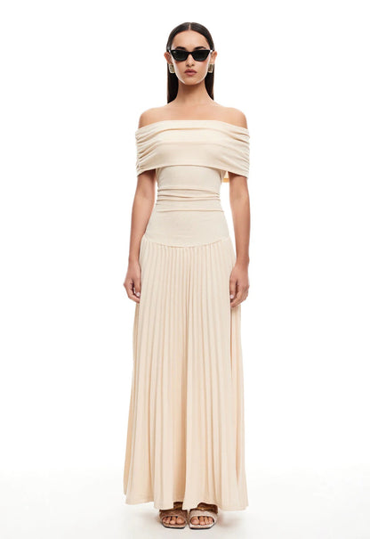 Lightweight Maxi Dress for Easy Summer Fashion