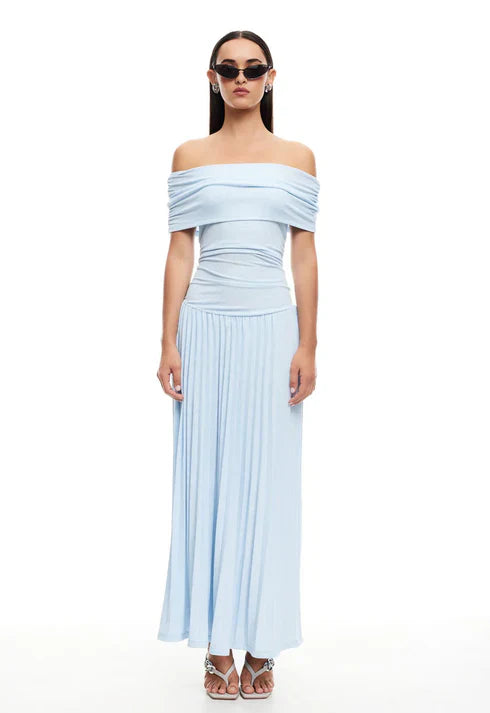 Lightweight Maxi Dress for Easy Summer Fashion