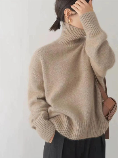 Soft Wool Crew Neck Sweater for Daily Wear