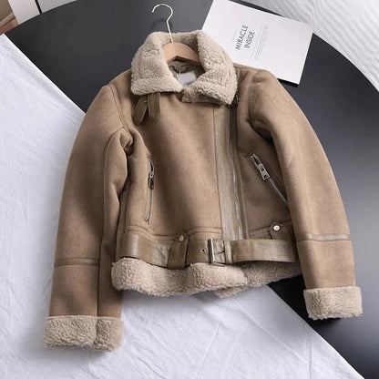 Warm Fitted Shearling Coat with Belt - Nocini