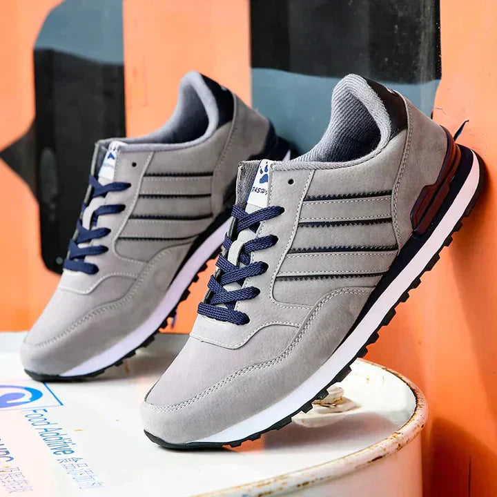 Men's Low Top Sneakers Comfortable Lace Up Shoes