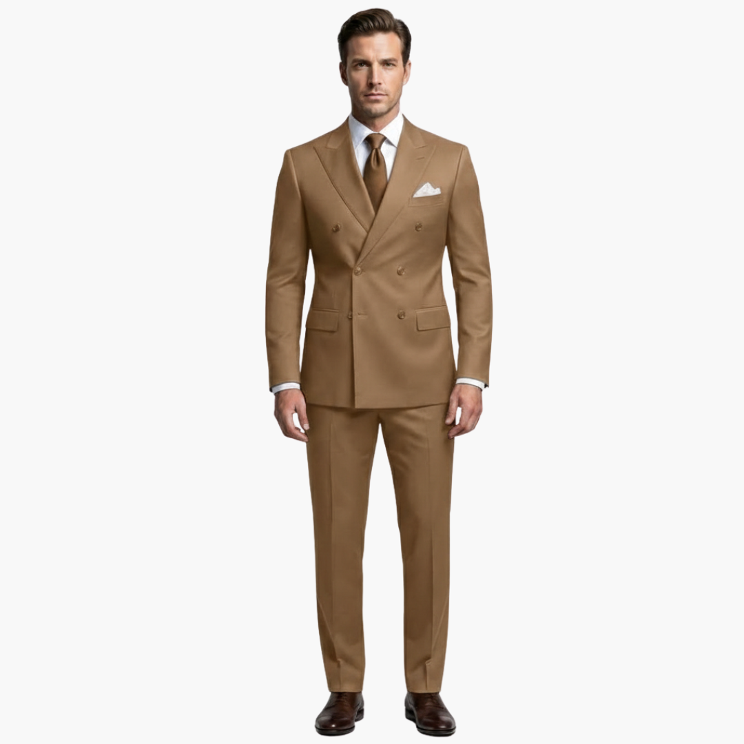 Classic 2 Piece Suit with Peak Lapels and Buttons