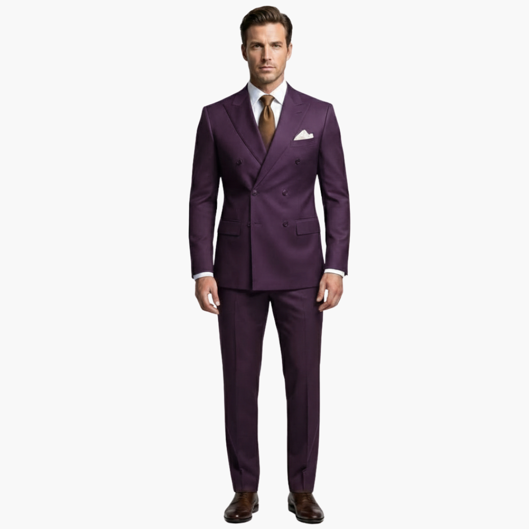 Classic 2 Piece Suit with Peak Lapels and Buttons