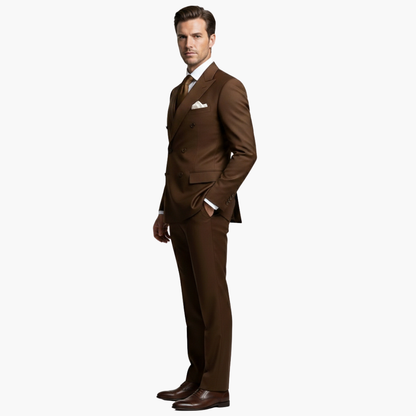 Classic 2 Piece Suit with Peak Lapels and Buttons