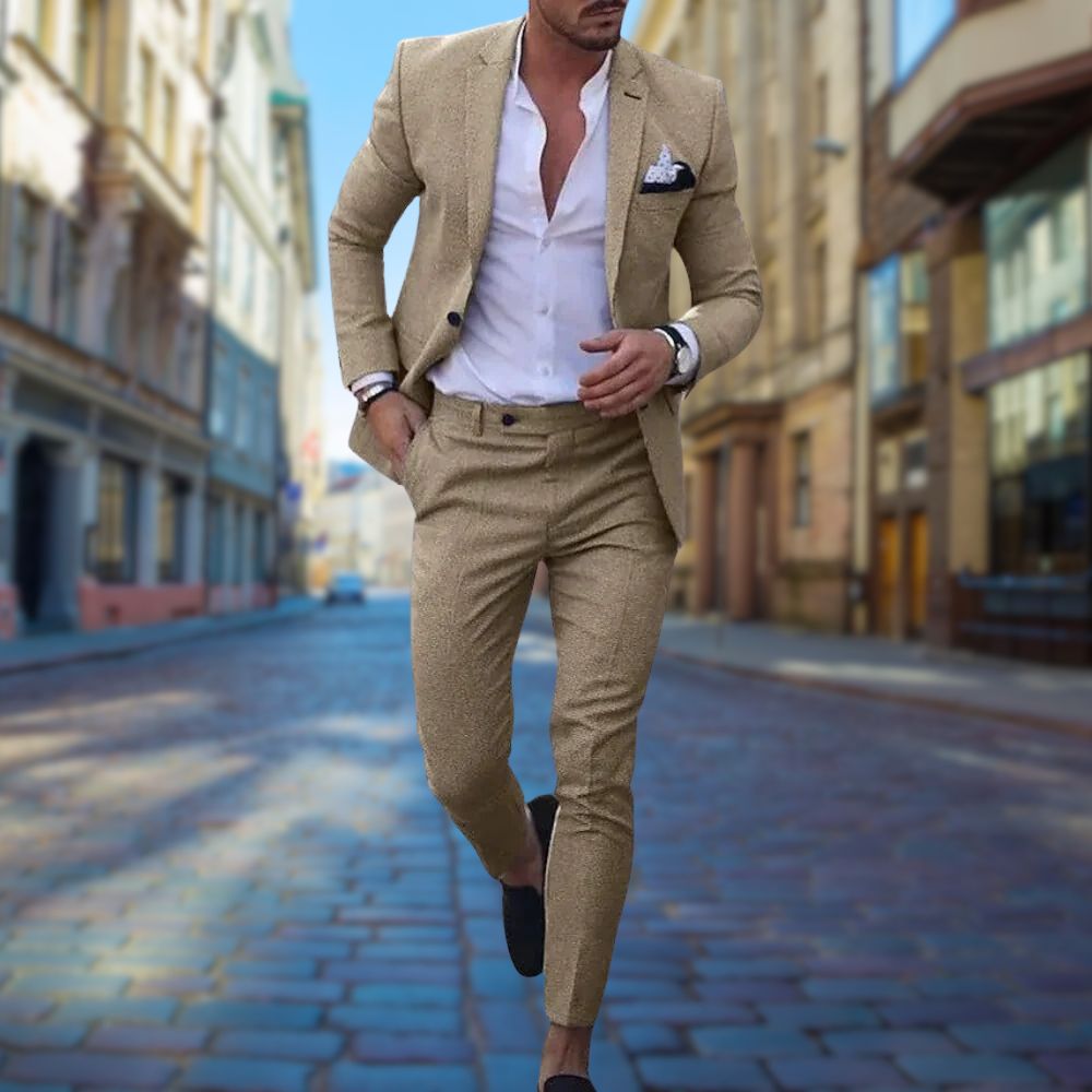 Classic Fit Mens Suit