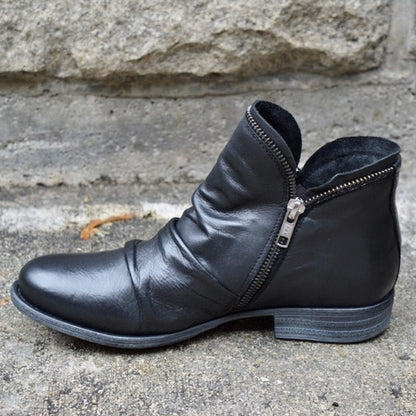 Mila - Chic Low Heel Boots