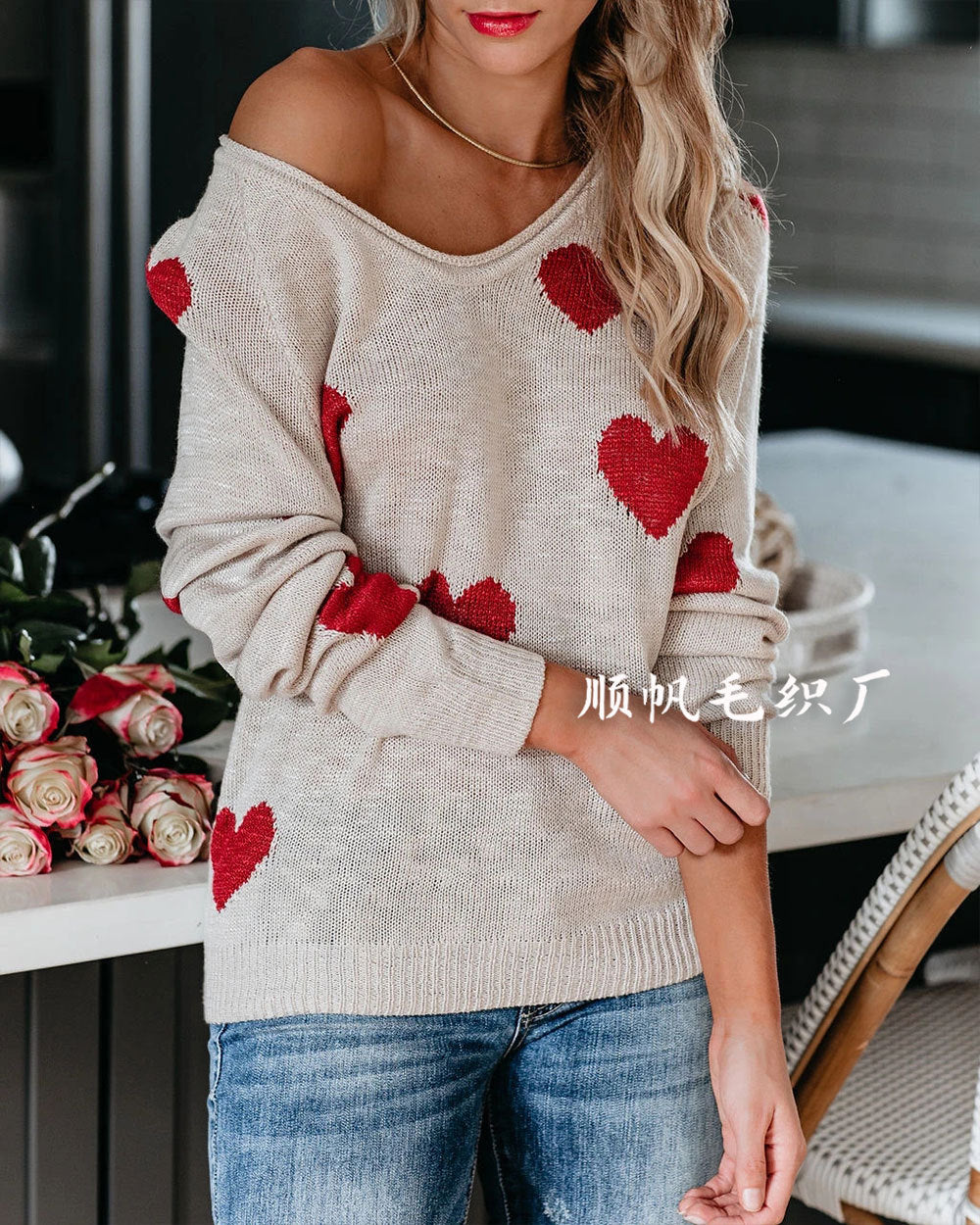 Cozy Heart Pattern Crew Neck Sweater
