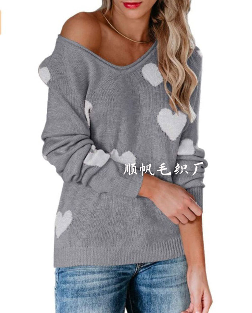 Cozy Heart Pattern Crew Neck Sweater