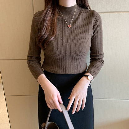 Soft Crew Neck Sweater for Daily Wear