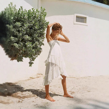 Casual Summer Dress with Thin Straps and Flowy Skirt