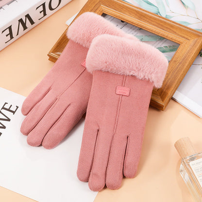 Warm Fitted Winter Gloves with Suede Finish