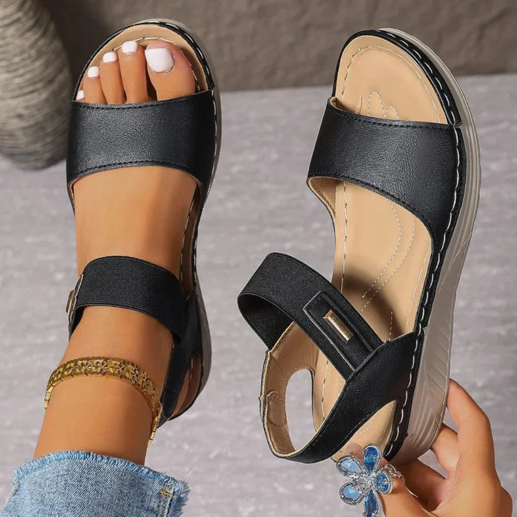 Comfortable Summer Toe Ring Sandals - Olytrend