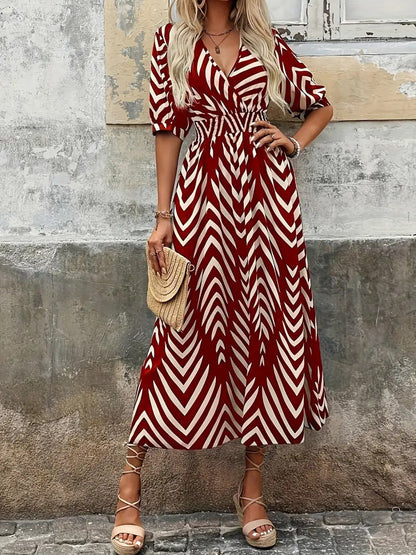 Casual Fit Floral Midi Dress with V Neck and Belt
