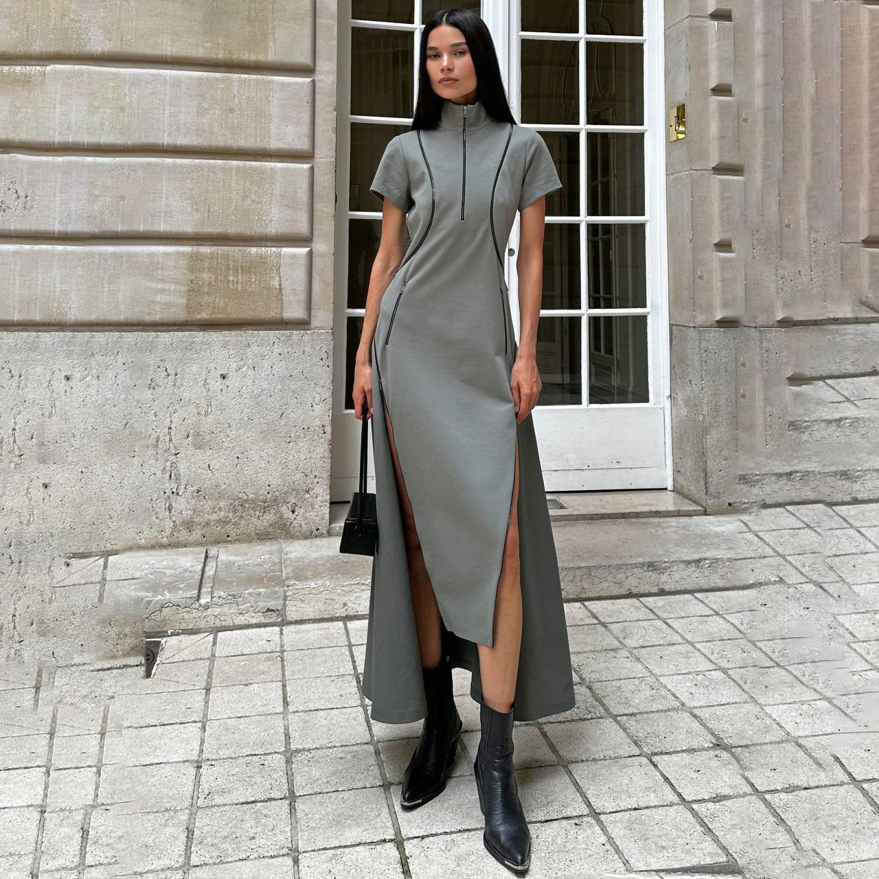 Women's Long Sleeveless Maxi Dress with Zip Front