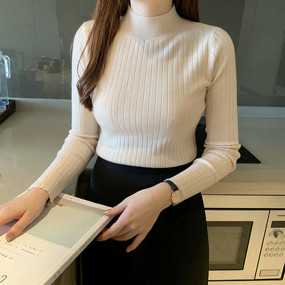 Soft Crew Neck Sweater for Daily Wear