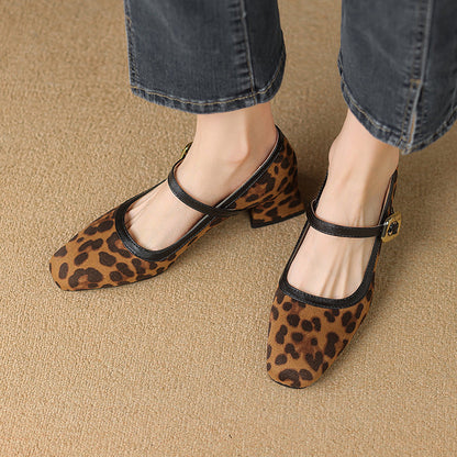 Classic Round Toe Mary Jane Shoes - Buckle Detail