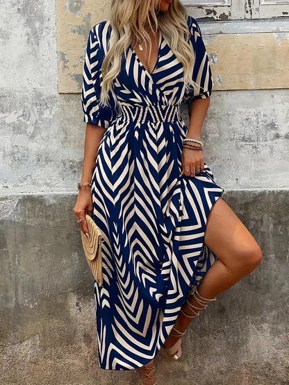 Casual Fit Floral Midi Dress with V Neck and Belt