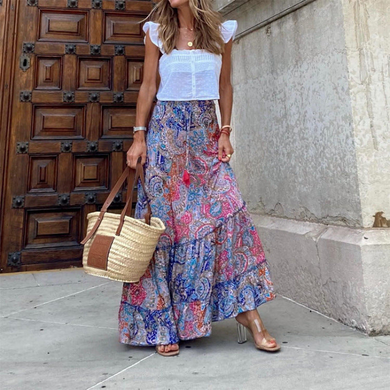 Long Flowy Women's Maxi Skirt with Floral Print - Nocini