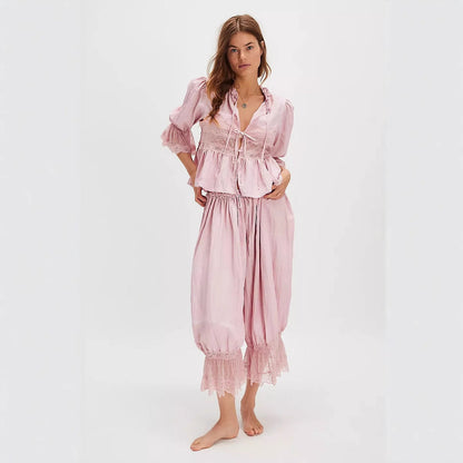 Soft Women's Pajama Set with V-Neck and Lace Trim - Nocini