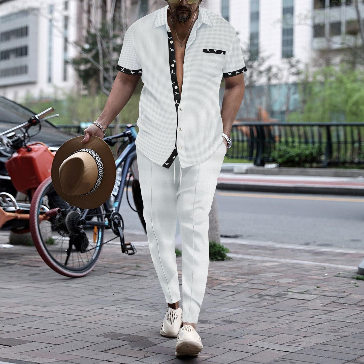 Men's Casual Short Sleeve Shirt with Classic Trim