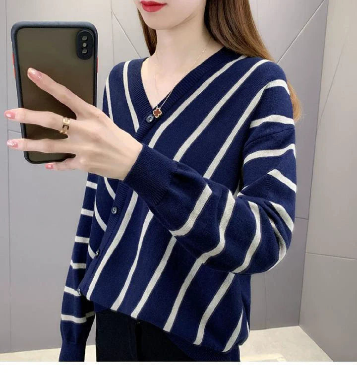 Classic Fit Women's Long Sleeve Cardigan Sweater