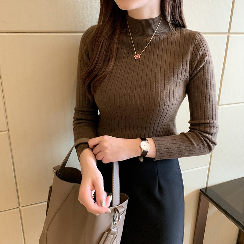 Soft Crew Neck Sweater for Daily Wear