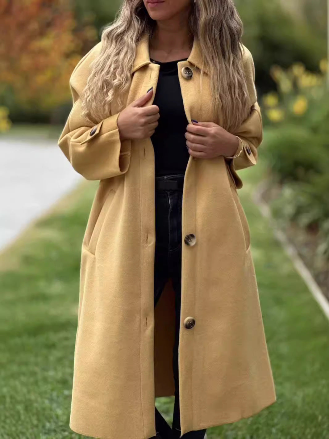 Casual Women's Oversized Button Coat - Nocini
