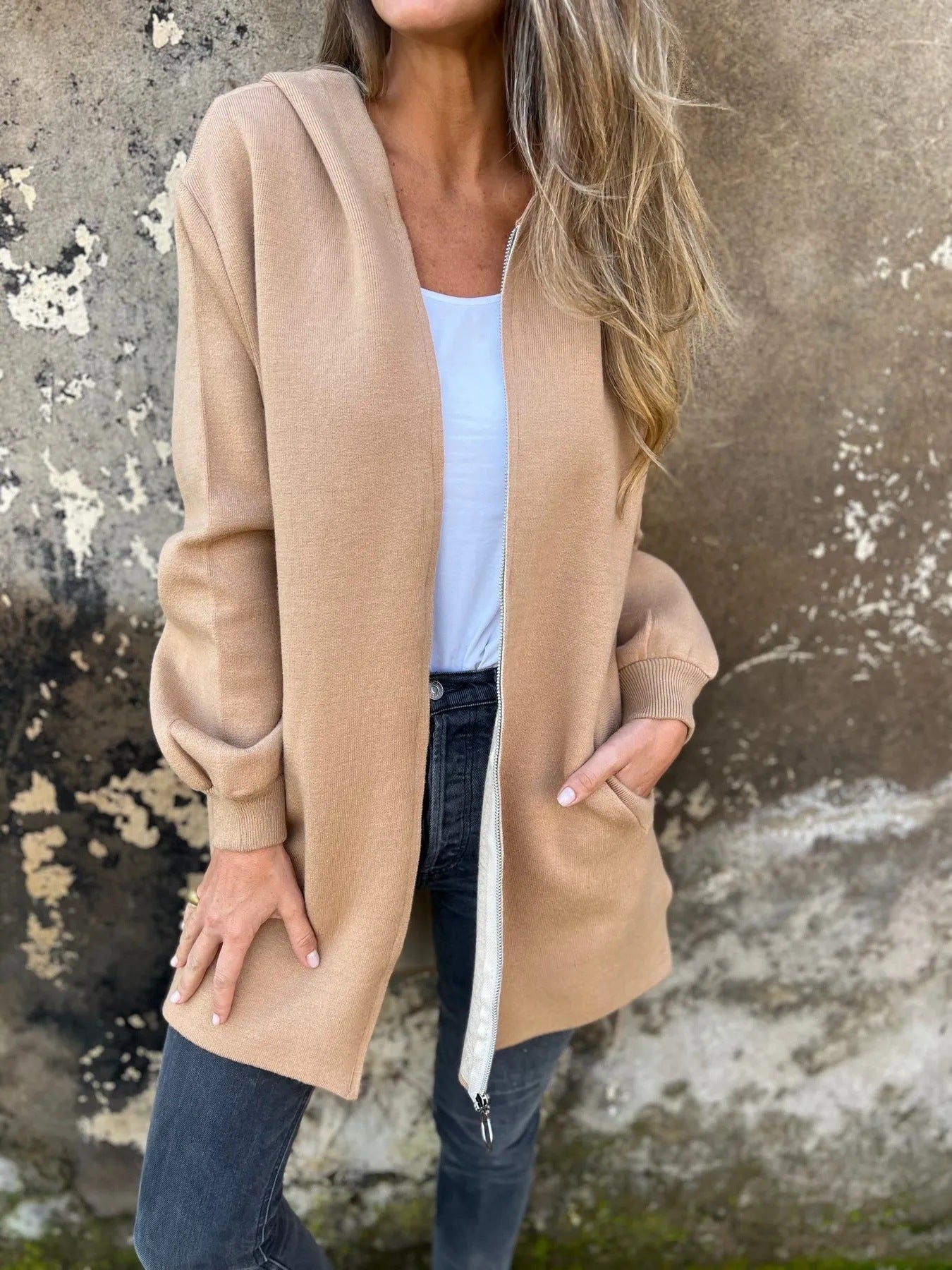 Casual Women's Zip Up Hooded Sweatshirt with Pockets