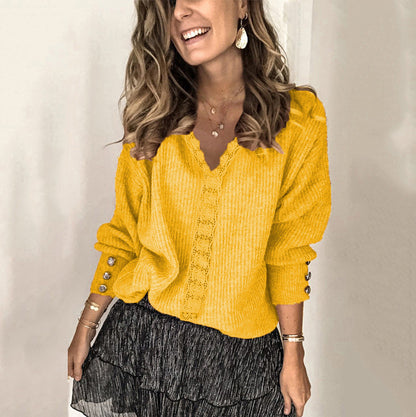 Soft Women's V-Neck Sweater Relaxed Fit - Nocini