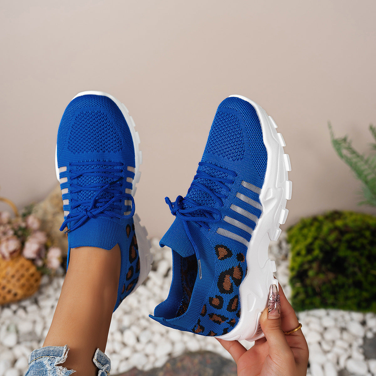 Women's Leopard Print Low Top Sneakers