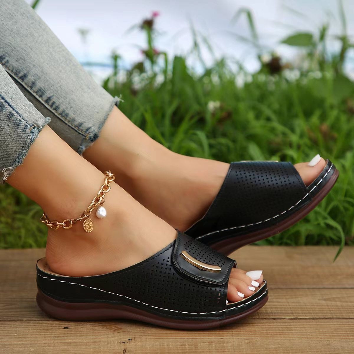 Ladies Comfortable Wedge Sandals with Wide Straps
