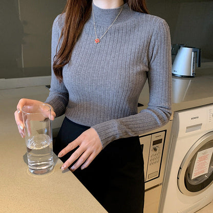 Soft Crew Neck Sweater for Daily Wear