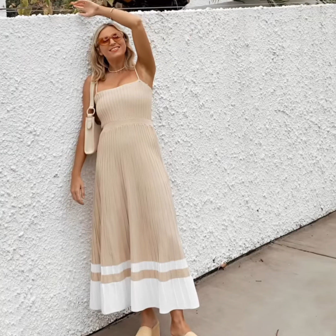 Elegant Long Dress - Fitted Waist - Flowy Skirt - Comfy Straps