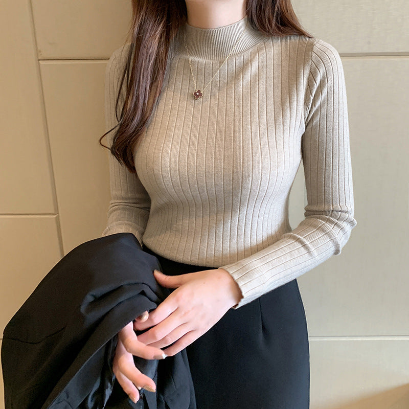 Soft Crew Neck Sweater for Daily Wear