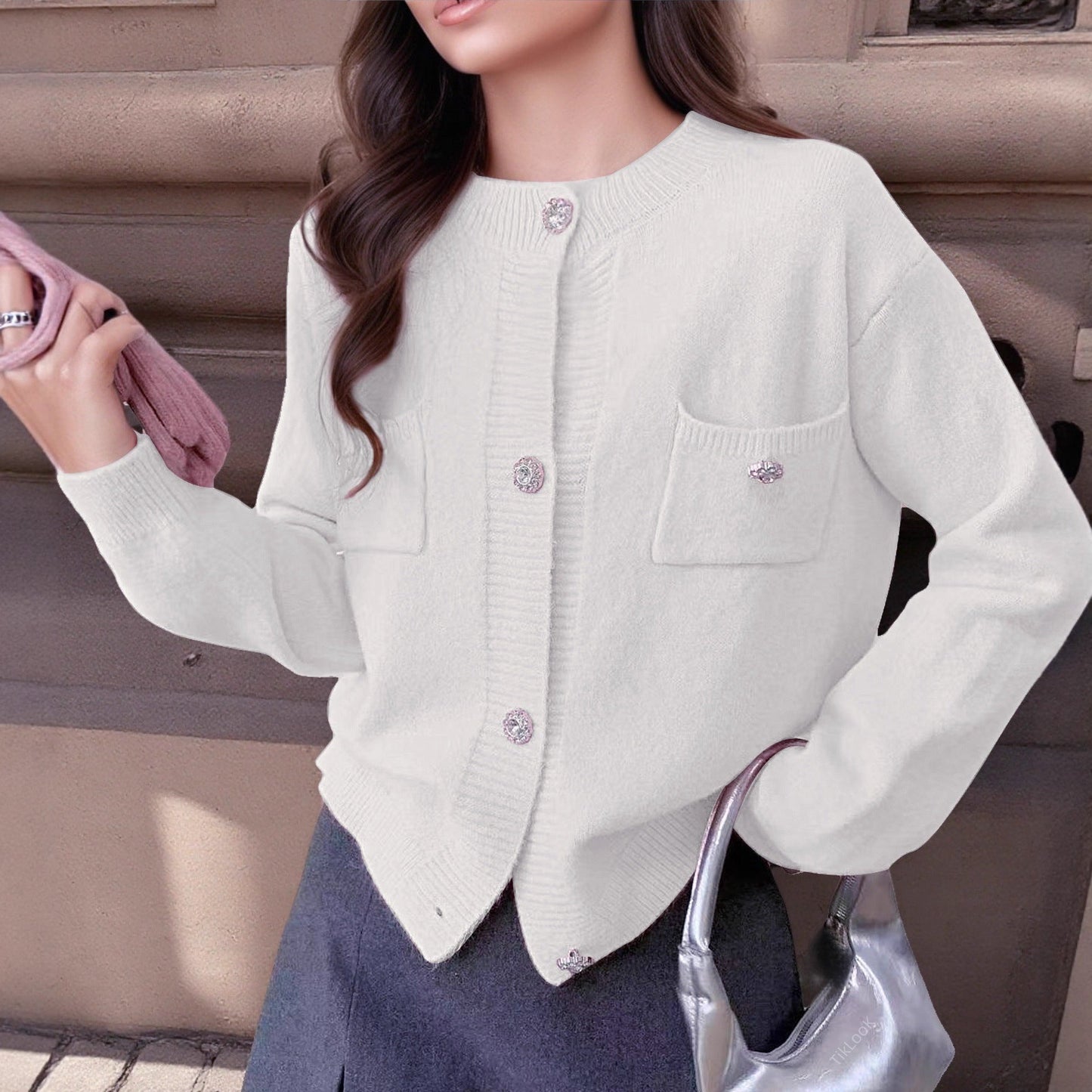 Cozy Women's Wool Cardigan with Button Front - Nocini