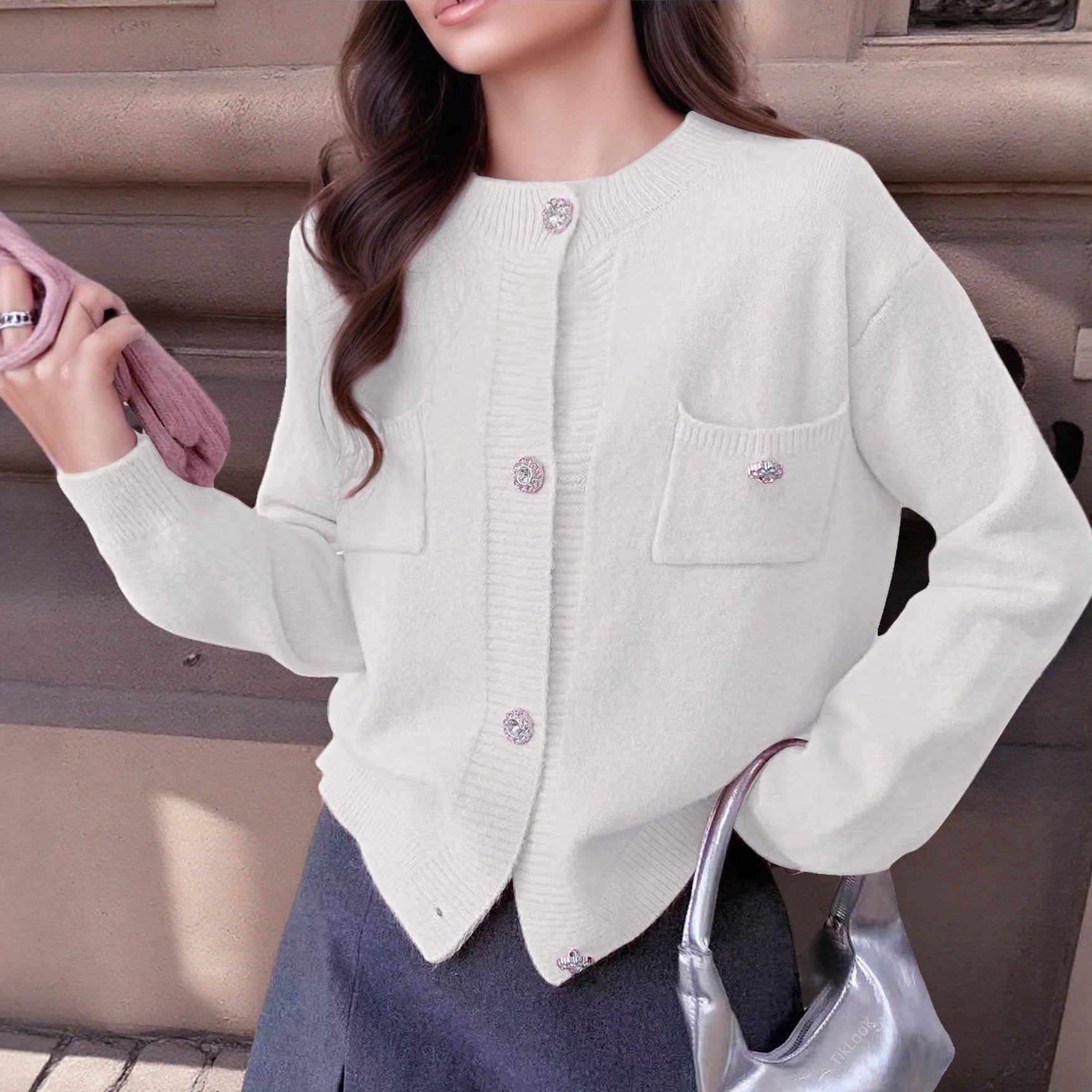Cozy Women's Wool Cardigan with Button Front - Nocini