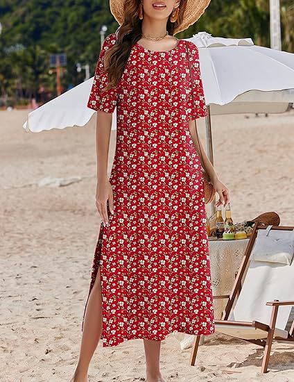 Flowy Maxi Dress with Floral Print and Side Slits