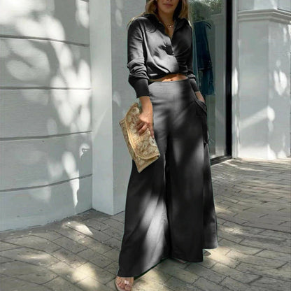 Classic 2-Piece Suit with Fitted Top and Wide Leg Pants